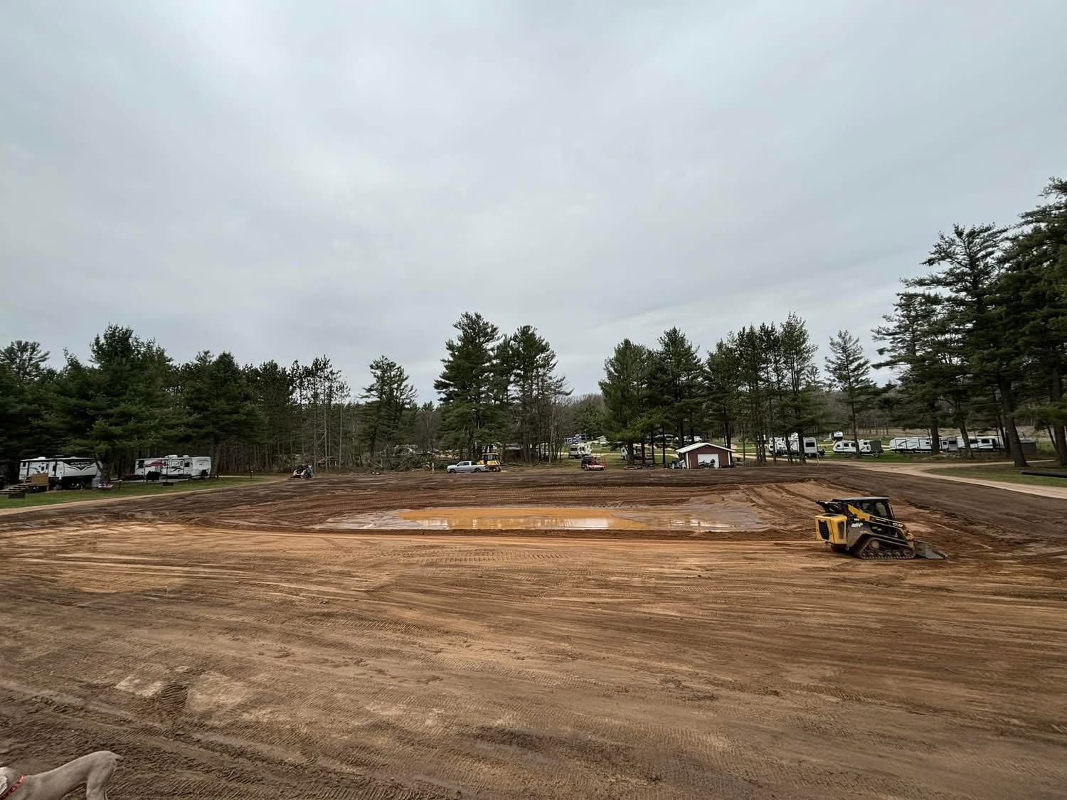 River’s Edge Campground swim pond 5254_n
