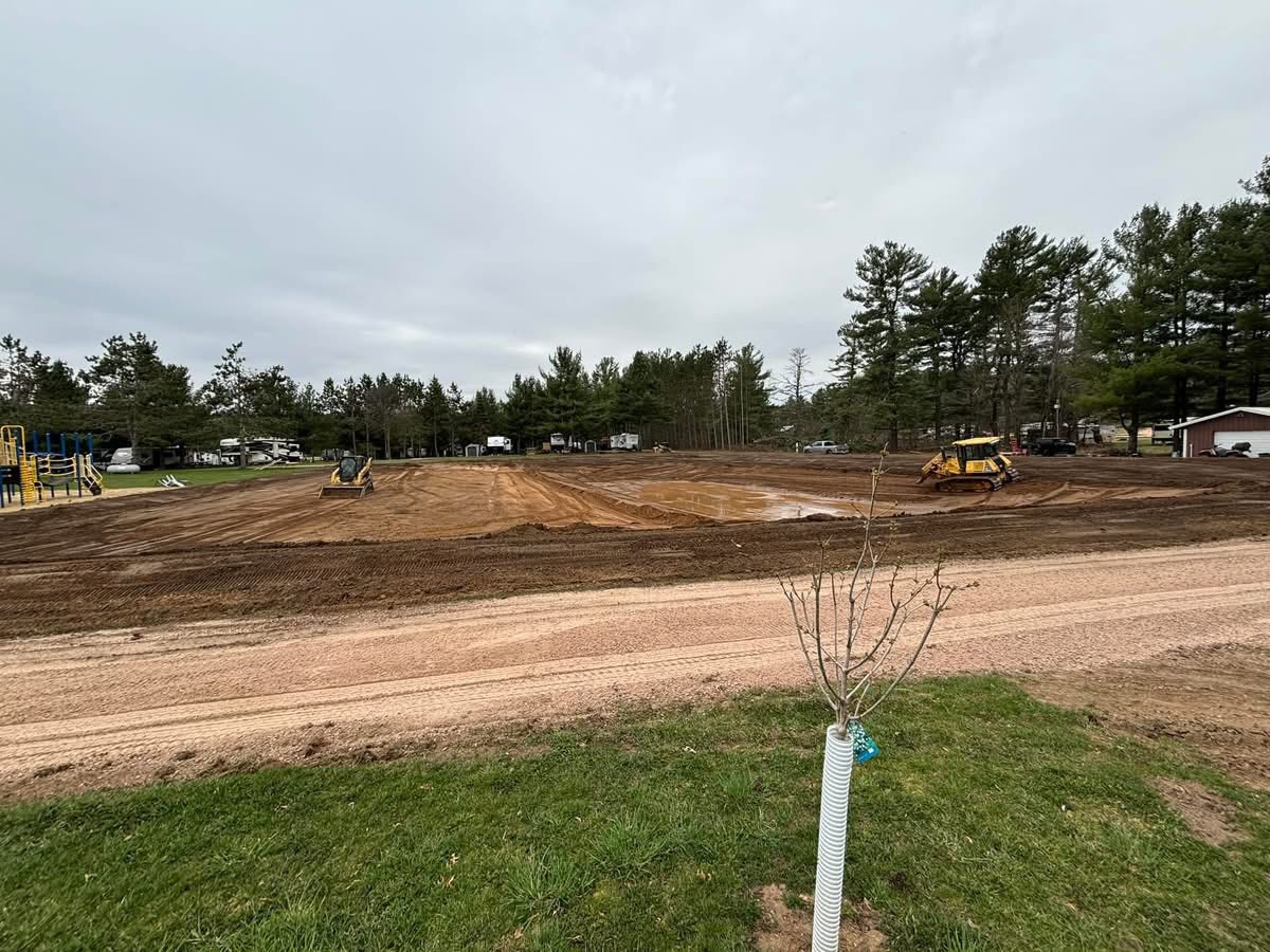 River’s Edge Campground swim pond 8863_n